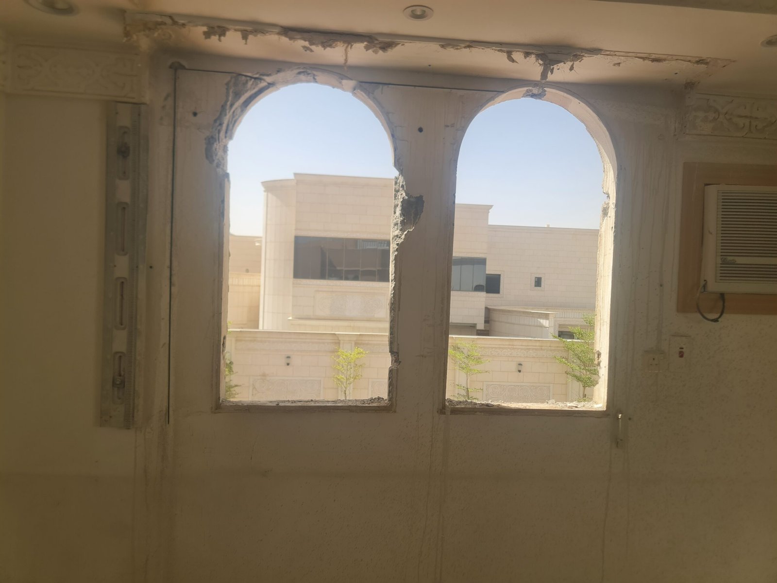 الترميم واللياسة بعد القص